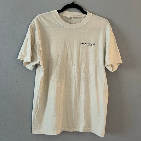 Raw Doggin’ It Graphic T-Shirt The Bluebird Days Beige Size M Funny Hotdog - Picture 2 of 5